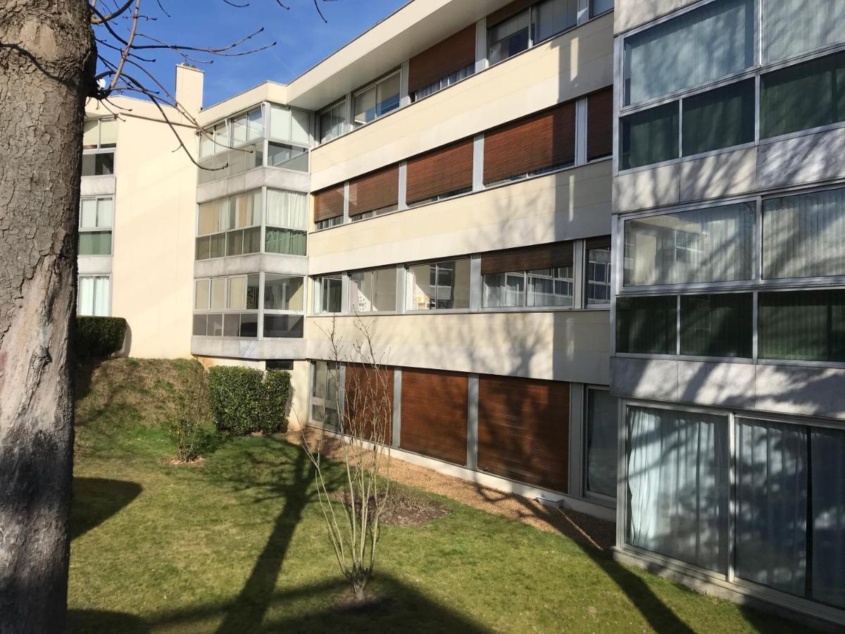 Le Petit Roi - Standingplace Le Chesnay  Exterior foto